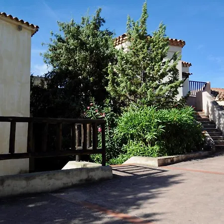 Casa Vacanze Li Canneddi * Isola Rossa (Sassari)