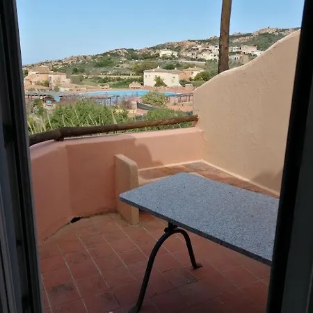 Casa Vacanze Li Canneddi Isola Rossa (Sassari)