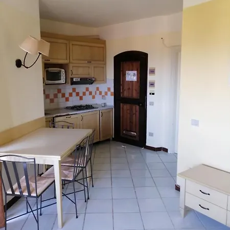 Casa Vacanze Li Canneddi * Isola Rossa (Sassari)
